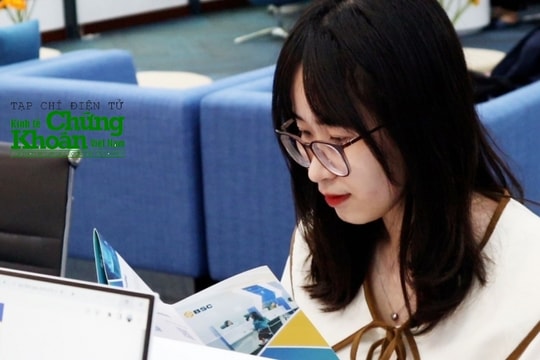 Chứng khoán tháng 3: Đà tăng vẫn rất vững