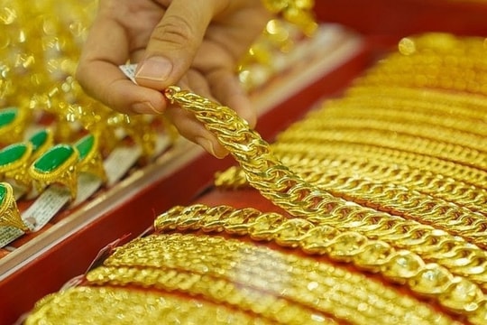 Thị trường kim loại quý hôm nay 4/3/2025: Giá vàng tăng “bùng nổ” phá mọi giới hạn; giá Bạc rơi tự do