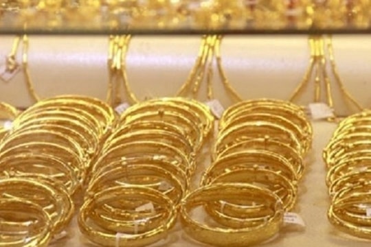 Giá vàng chiều nay 4/3/2025: Tiếp tục lập đỉnh mới, sát nút mốc 93 triệu
