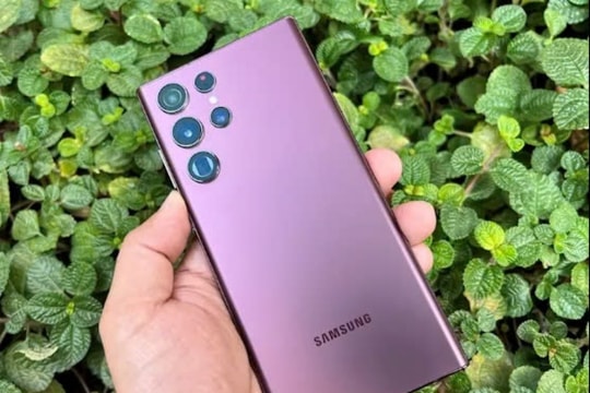 Samsung Galaxy S22 Ultra giảm giá sốc: “Huyền thoại” flagship giờ rẻ ngang điện thoại tầm trung