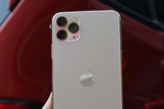 iPhone 11 Pro Max tiếp tục trượt giá đầu tháng 3/2025: Làm khó cho "họ" Samsung