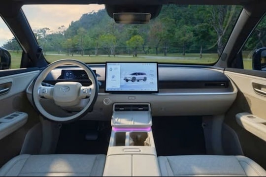 Toyota ra mắt mẫu ô tô điện đi 610 km/lần sạc, giá rẻ không tưởng