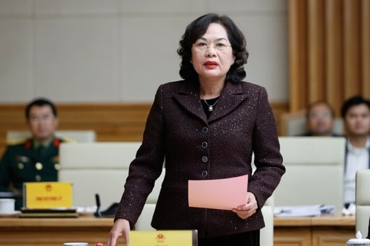 Vốn ngân hàng chỉ là ‘trợ lực’, không phải giải pháp cứu cánh cho bất động sản