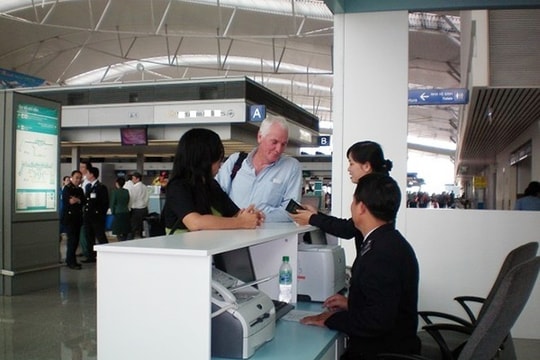 Từ 15/3, công dân 12 nước này được miễn thị thực nhập cảnh Việt Nam