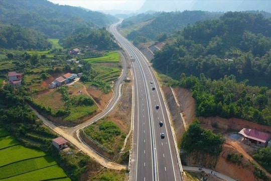 Lạng Sơn tăng tốc hoàn thiện tuyến cao tốc hơn 11.000 tỷ đồng, mở cánh cổng vàng cho giao thương phía bắc