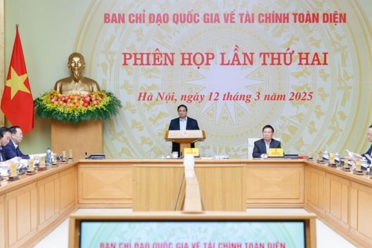 Thủ tướng chỉ đạo đẩy mạnh chi trả lương hưu, trợ cấp bảo hiểm qua ngân hàng