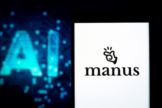 Siêu AI mới của Trung Quốc có thực sự vượt mặt ChatGPT hay chỉ là một “bản lắp ráp” từ các mô hình có sẵn?