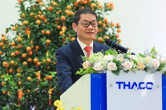 Ông Trần Bá Dương rời danh sách tỷ phú USD; vụ Coca-Cola vẫn đang rắc rối