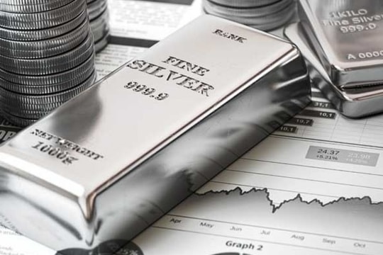 Giá bạc hôm nay 17/3/2025: Giá bạc đầu tuần ổn định, vàng ngừng tăng?