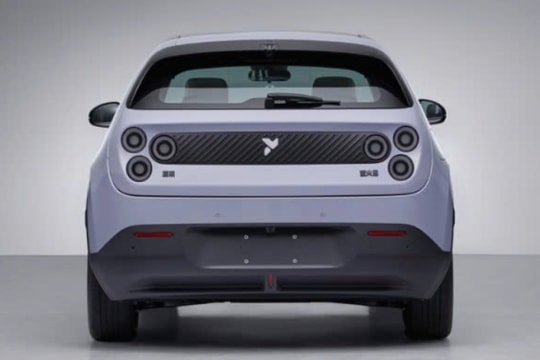 Ra mắt "quân bài" mới dòng ô tô điện cỡ nhỏ: Sang - xịn, giá bán "ngỡ ngàng"