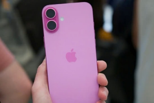 "Soái ca" iPhone 16 hạ giá nửa cuối tháng 3/2025: Giao diện đẹp, mạnh mẽ mà lại còn rẻ