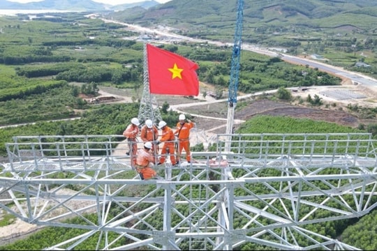 Một cổ phiếu điện phát tín hiệu sáng trong ngắn hạn