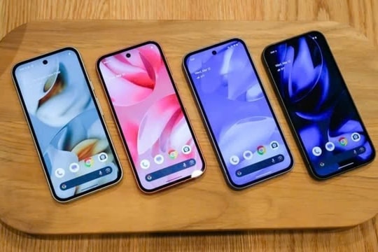 Chiếc điện thoại "không đội trời chung" của iPhone 16e: Rẻ hơn nhưng lại mạnh hơn?