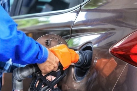 Giá xăng dầu hôm nay 21/03/2025: Dầu thô tăng mạnh do căng thẳng Trung Đông