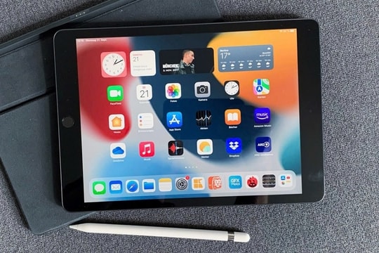 Chiếc iPad tưởng đã cũ nhưng lại là "hàng hot" nhất năm 2025: Giá rẻ, hiệu năng khủng