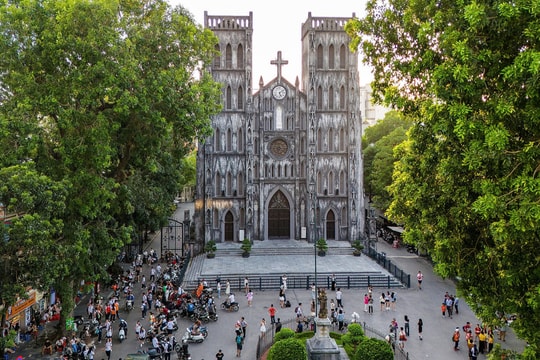 Khu phố Pháp được ví như ốc đảo sang chảnh của Hà Nội