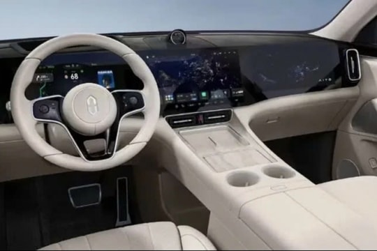 Chỉ 5 phút sạc chạy cả trăm cây số: Mẫu ô tô điện này đang khiến cả thị trường "náo loạn"