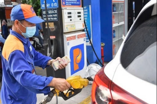 Giá xăng dầu hôm nay 25/3/2025: Dầu WTI và Brent đồng loạt tăng mạnh