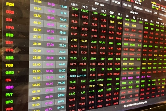 Dự kiến tăng mức xử phạt vi phạm hành chính trong lĩnh vực chứng khoán