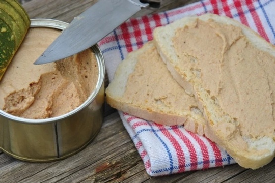 Nam thanh niên 25 tuổi nhập viện liệt toàn thân vì ăn sai cách thứ đồ ăn phổ biến này: Chuyên gia cảnh báo nguy cơ ngộ độc, hủy hoại sức khỏe cực cao