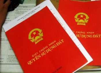 Từ năm 2025, có bắt buộc đổi sổ đỏ mẫu cũ không? 9 trường hợp dưới đây sẽ phải làm lại