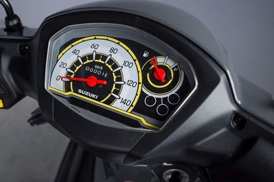 Huyền thoại một thời tái xuất: Chiếc xe số với diện mạo cực chất, giá siêu rẻ, "ăn" xăng như ngửi