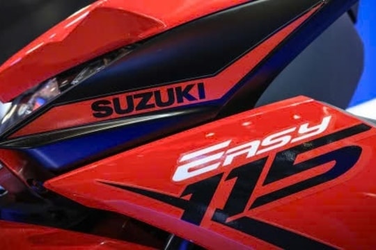 Mẫu xe máy tay ga đẹp mê mẩn, giá rẻ không tưởng khiến dân mạng phát sốt