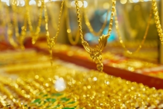 Thị trường kim loại quý hôm nay 26/3/2025: Giá vàng thu hẹp chênh lệch 2 chiều, bạc giữ vững phong độ