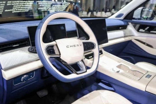 Đối thủ Toyota Corolla Cross lộ diện: Thiết kế đẹp như xe sang, giá chưa đến 410 triệu đồng