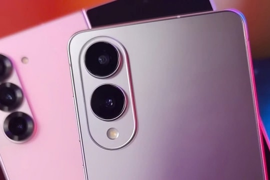 Chiếc Samsung mỏng nhất lịch sử lộ diện: Mỏng và mạnh, đủ để khiến iPhone 16 Plus "toát mồ hôi"