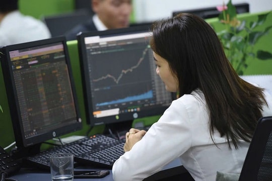 Phát triển sản phẩm mới, tăng cơ hội cho nhà đầu tư chứng khoán