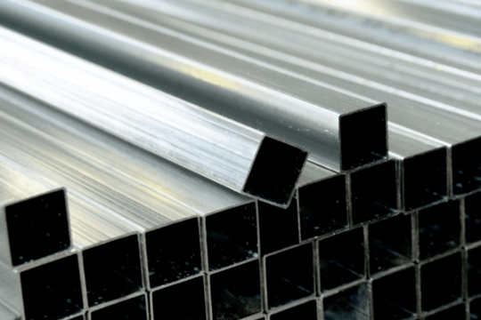 Giá thép hôm nay 28/3/2025: Thép và quặng sắt tăng nhẹ, triển vọng thị trường hướng về sản xuất xanh