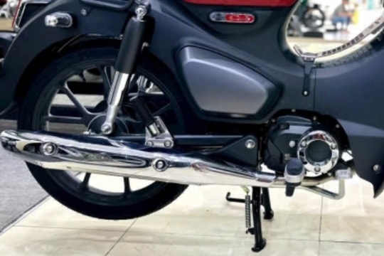 Chiếc xe máy số "Made in Japan" cập bến đại lý Việt: Diện mạo khiến dân chơi mê mẩn, giá khá căng