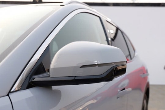 Hé lộ mẫu ô tô với ngoại hình siêu đẹp, giá cực êm, sạc "thần tốc"