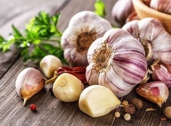 Loại củ mang mùi mạnh nhưng năng lực chữa lành còn mạnh hơn: Sức khỏe có thể được tái lập chỉ với vài gram mỗi ngày