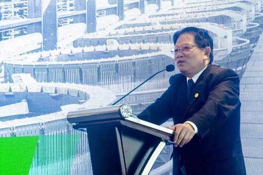 Từng phó mặc cho trời, nay Chủ tịch Đào Hữu Huyền đã tìm được cách "cứu" cổ phiếu DGC?