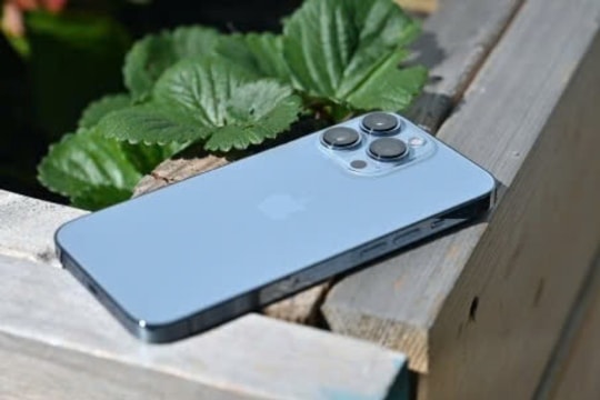 Giá iPhone 13 Pro Max cuối tháng 3/2025: Giữ chất flagship, giá lại dễ thở