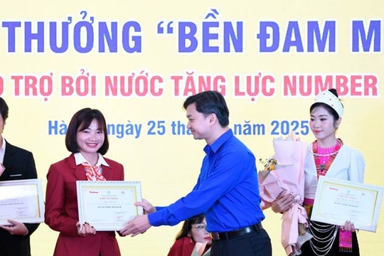 Giải thưởng “Bền Đam Mê” cùng các tài năng trẻ lan tỏa thông điệp tích cực