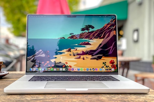 MacBook Pro M5 sắp ra mắt: Hình hài cũ, sức mạnh mới