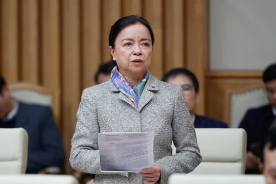 Bà Mai Thanh: “Vingroup cũng phải xếp hàng, còn REE đã chuẩn bị từ lâu cho cuộc chơi năng lượng tái tạo”