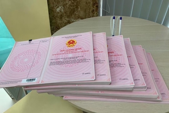 Quy định mới về sổ đỏ: Có thể đứng tên nhiều người, ghi rõ trên mã QR?