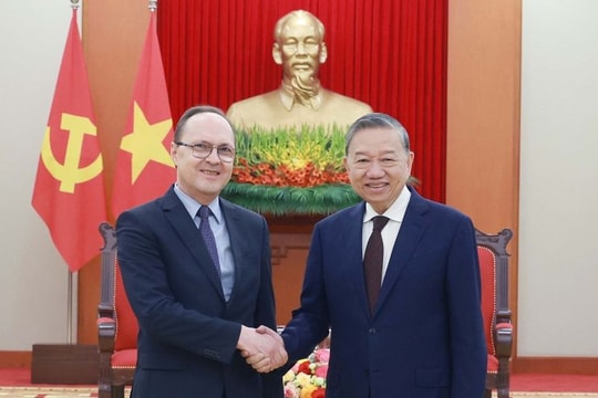 Tổng Bí thư Tô Lâm tiếp Đại sứ Liên bang Nga tại Việt Nam