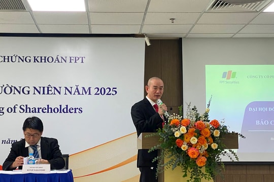 FPTS cân nhắc chốt lời khoản đầu tư tăng giá 36 lần sau hàng thập kỷ gắn bó