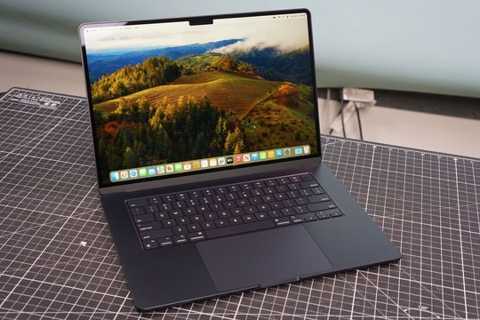 "So găng" MacBook Air M4 và MacBook Air M1: Đến lúc nói lời chia tay với thế hệ đầu?