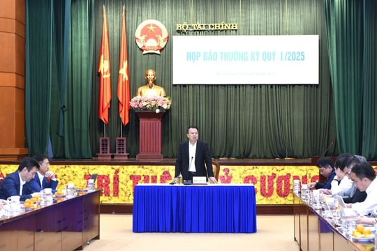 Bộ Tài chính lên tiếng về việc Hoa Kỳ tăng thuế lên hàng hóa Việt Nam