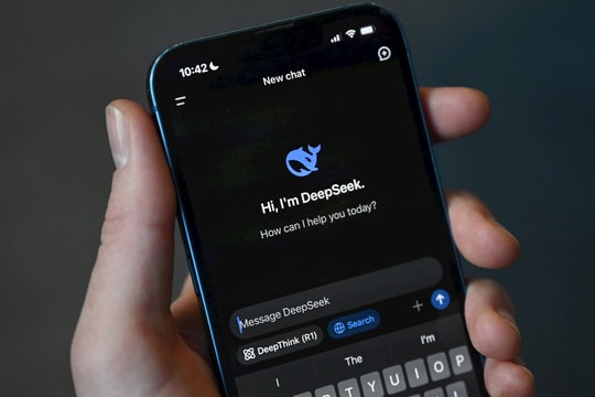 DeepSeek vượt mặt ChatGPT về tốc độ tăng trưởng người dùng