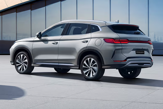 Mẫu SUV hybrid sắp "đổ bộ" thị trường Việt, tiêu thụ xăng siêu tiết kiệm, giá bán gây tranh cãi