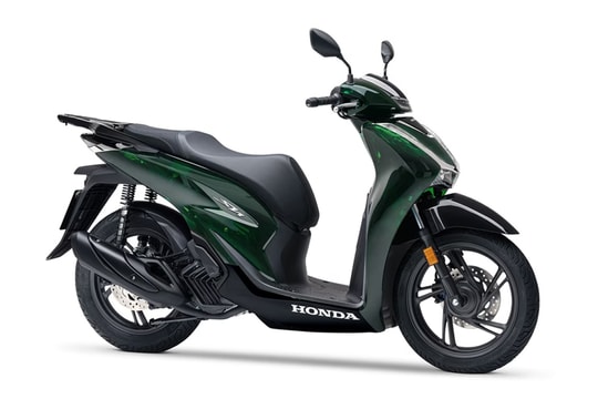 Giá xe máy Honda SH tháng 4/2025: Rẻ chưa từng có, thấp hơn đề xuất