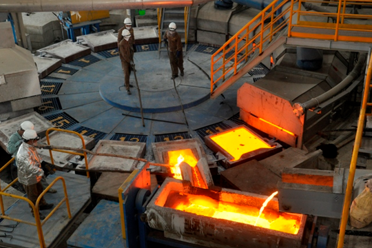 Một kim loại âm thầm vượt mặt vàng bạc: Trung Quốc, Mỹ đều tranh nhau tích trữ