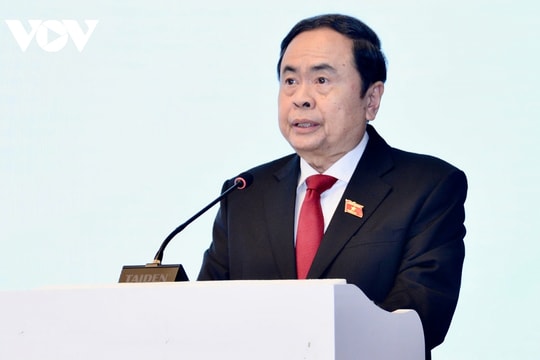 Chủ tịch Quốc hội dự tọa đàm Doanh nghiệp Việt Nam – Uzbekistan